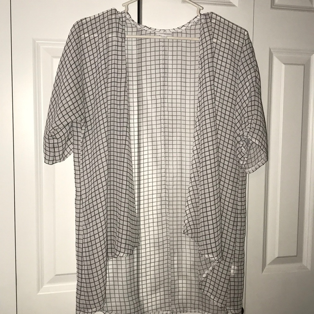 Short sleeve cardigan